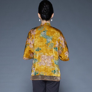  仿真絲印花插肩袖上衣2023夏季新款中年媽媽裝寬松大碼假兩件開衫